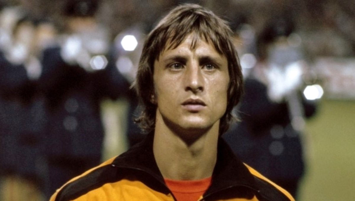 Tiểu Sử Johan Cruyff Huyền Thoại Của Bóng Đá Hà Lan Và Cách Mạng Tiki-Taka