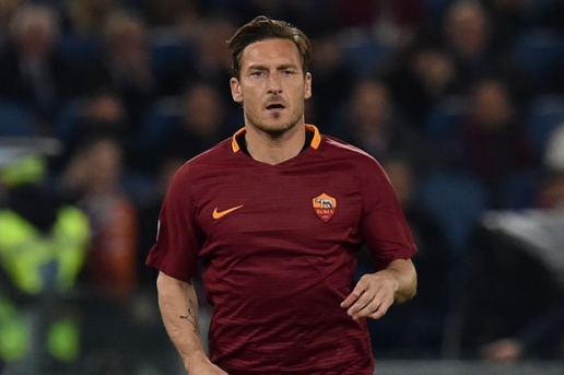 Tiểu Sử Francesco Totti Huyền Thoại Của AS Roma Và Tình Yêu Với Bóng Đá